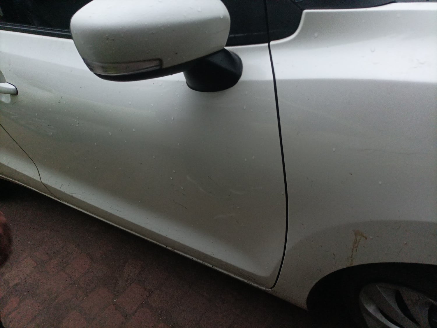 Used 2017 Maruti Suzuki Baleno Delta 1.2 Petrol Manual dents MINOR SCRATCH