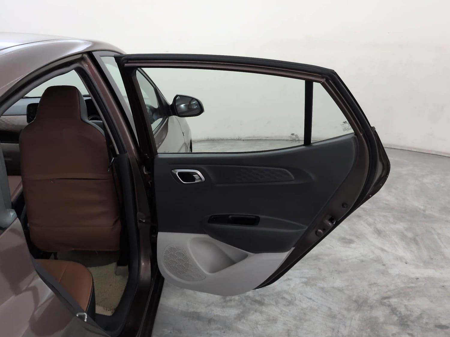 Used 2020 Hyundai Aura SX Plus 1.2 AMT CRDi Diesel Automatic interior RIGHT REAR DOOR OPEN VIEW