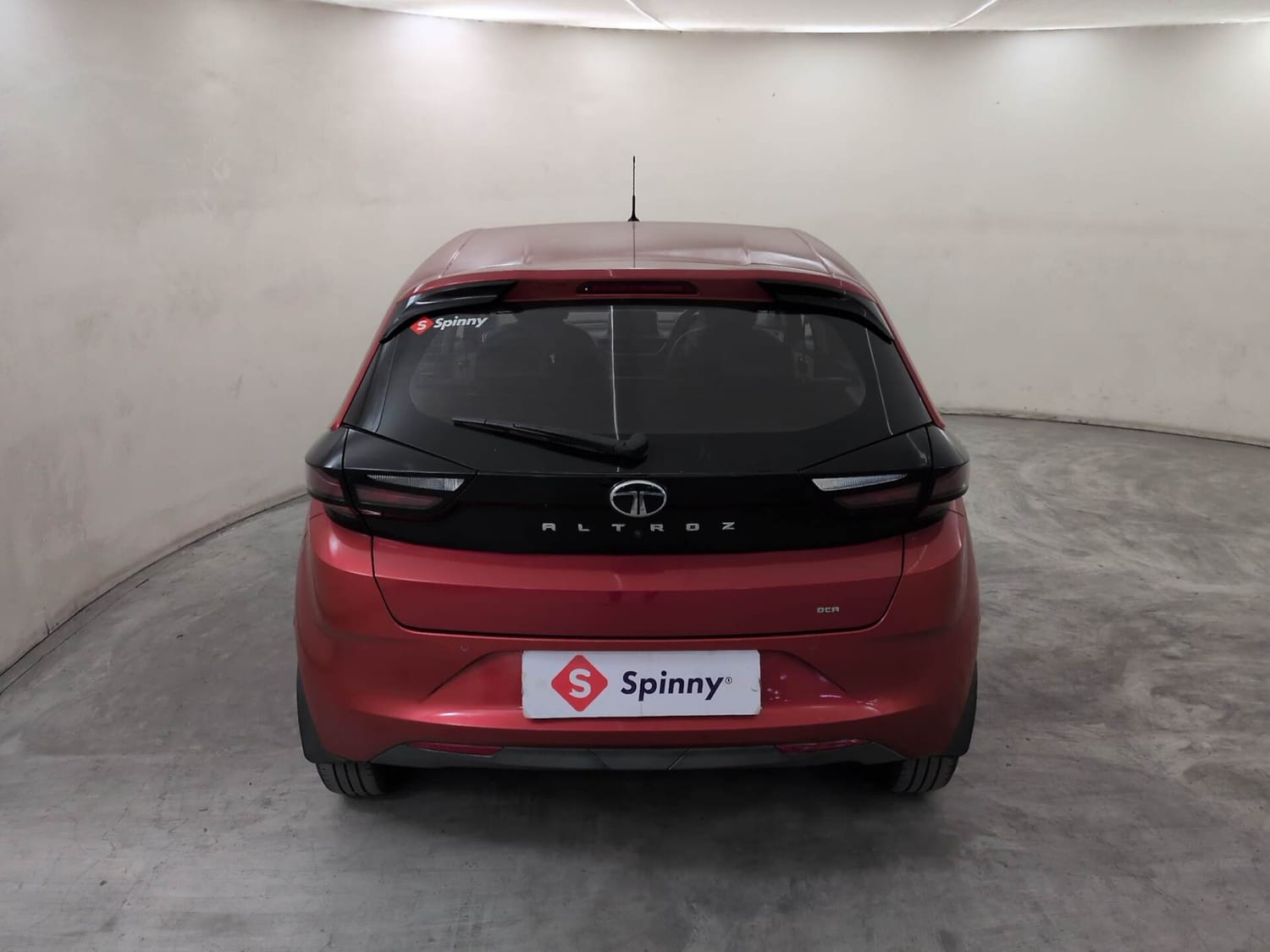 Used 2025 Tata Altroz XZA Petrol Petrol Automatic exterior BACK VIEW