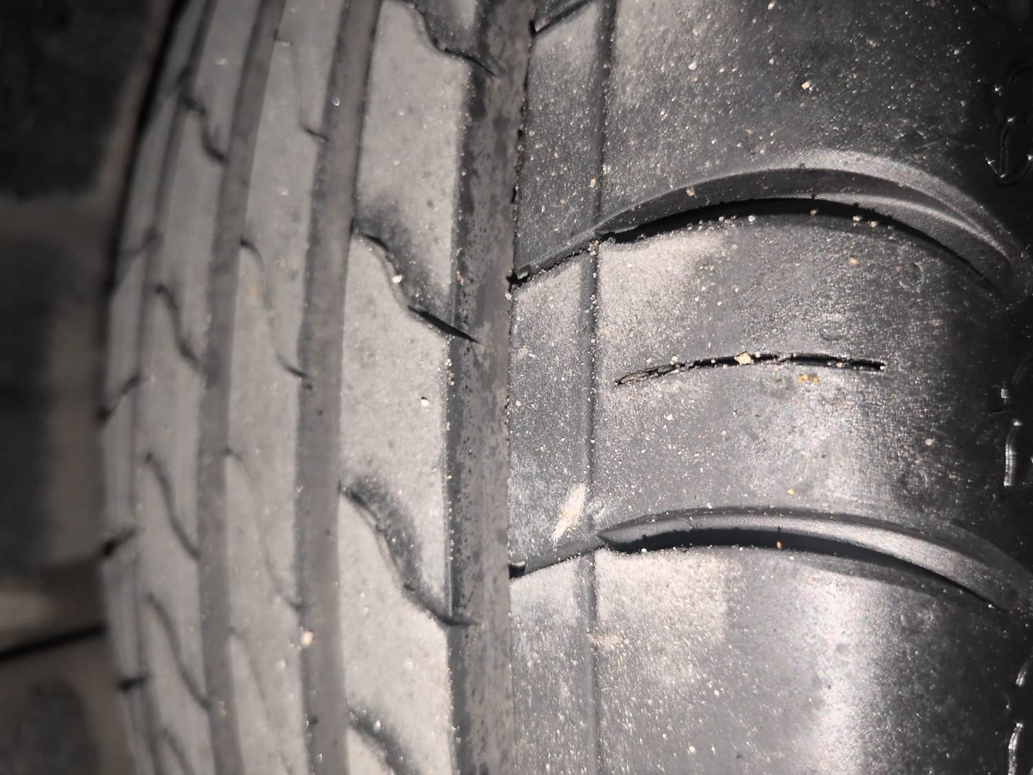 Used 2024 Skoda Kushaq Active 1.0 TSI MT Petrol Manual tyres RIGHT REAR TYRE TREAD VIEW