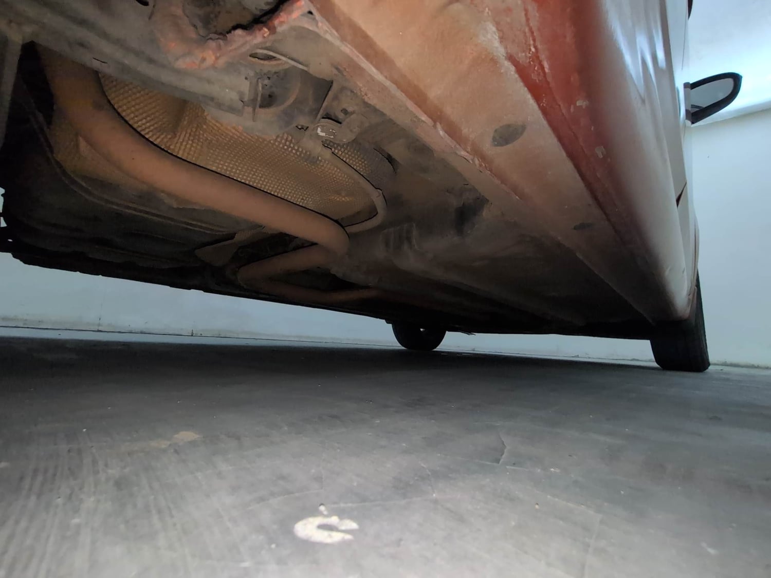Used 2018 Hyundai Elite i20 Asta 1.2 Petrol Manual extra REAR RIGHT UNDERBODY VIEW