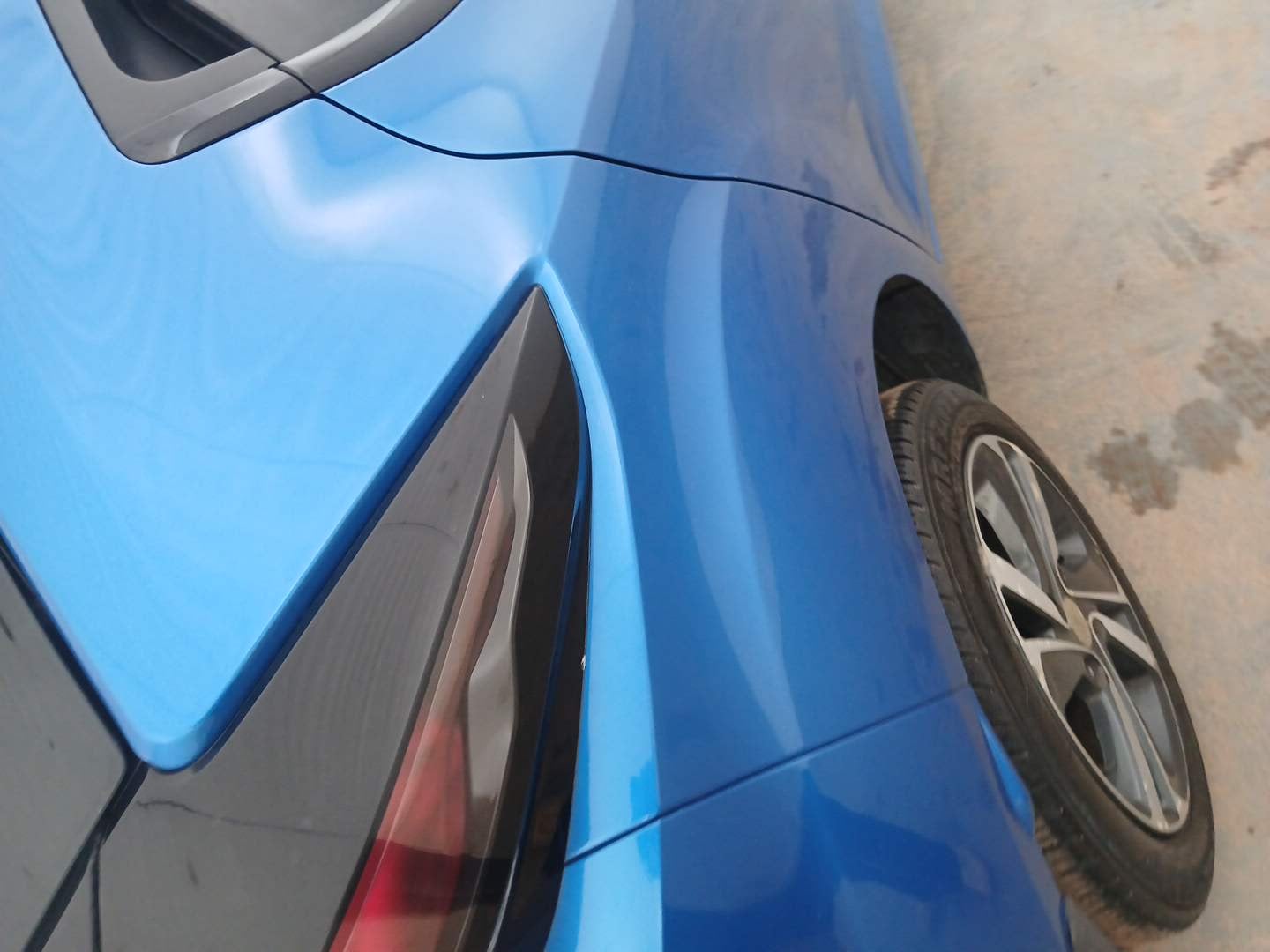 Used 2021 Tata Altroz XZ Petrol Petrol Manual dents MINOR SCRATCH