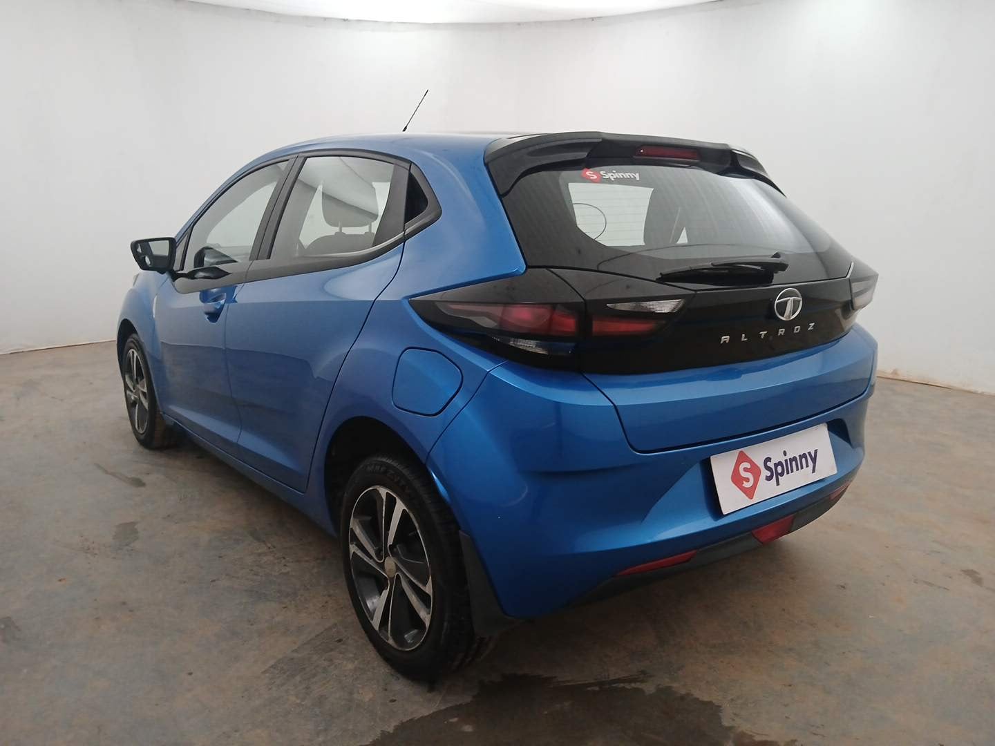 Used 2021 Tata Altroz XZ Petrol Petrol Manual exterior LEFT REAR CORNER VIEW