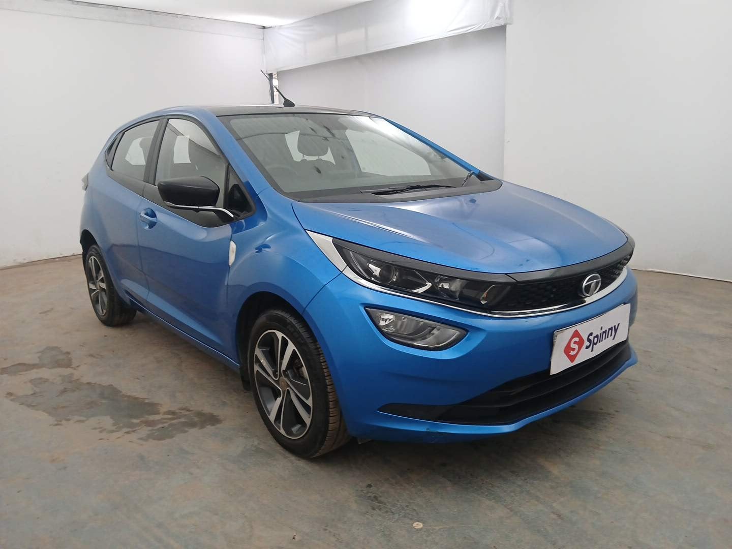 Used 2021 Tata Altroz XZ Petrol Petrol Manual exterior RIGHT FRONT CORNER VIEW