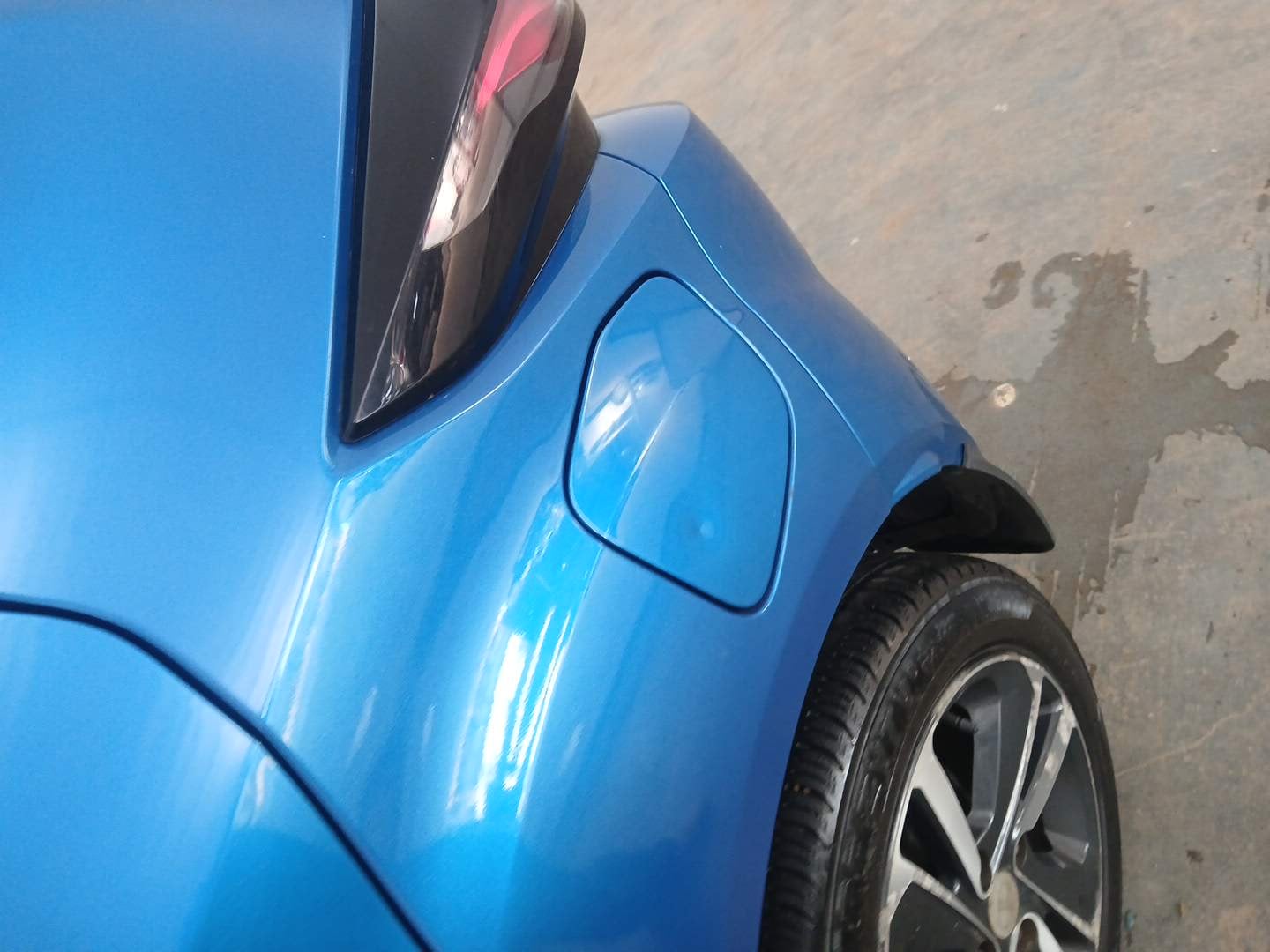 Used 2021 Tata Altroz XZ Petrol Petrol Manual dents MINOR SCRATCH