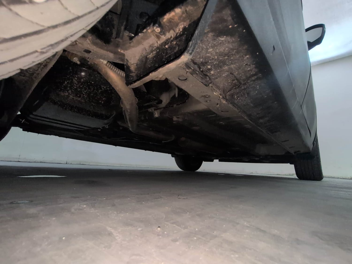 Used 2026 Tata Punch Accomplished + S Petrol Manual extra REAR RIGHT UNDERBODY VIEW