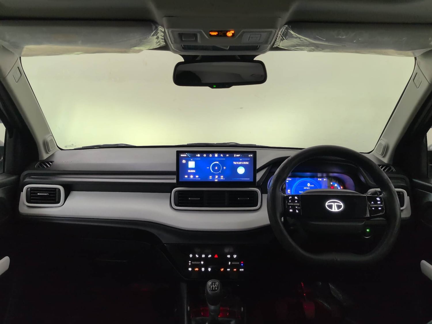 Used 2026 Tata Punch Accomplished + S Petrol Manual interior DASHBOARD VIEW