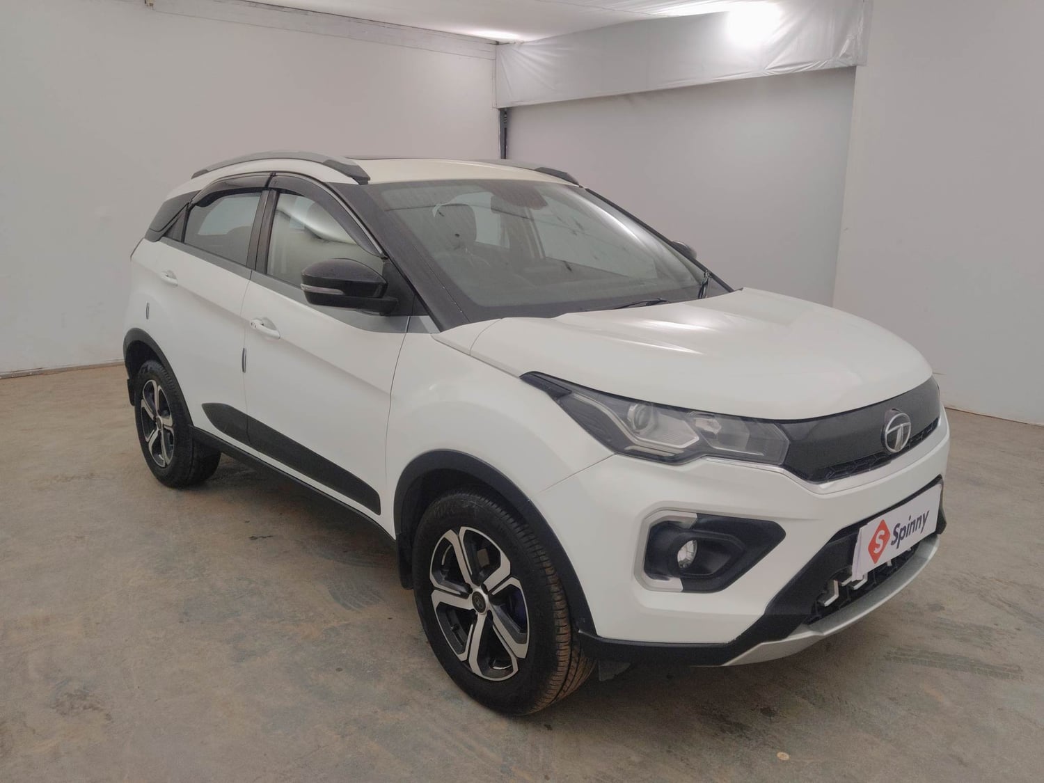 Used 2021 Tata Nexon XZ Plus (O) Diesel Diesel Manual exterior RIGHT FRONT CORNER VIEW