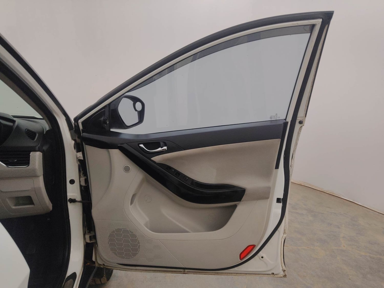 Used 2021 Tata Nexon XZ Plus (O) Diesel Diesel Manual interior RIGHT FRONT DOOR OPEN VIEW