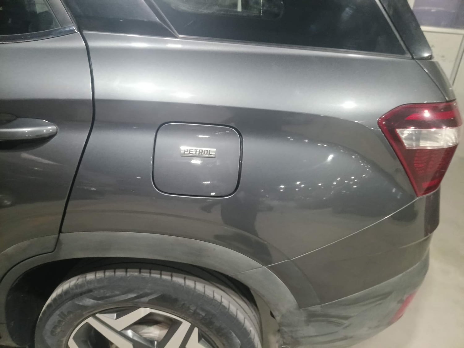 Used 2022 Hyundai Alcazar Prestige 7 STR 2.0 Petrol Petrol Manual dents MINOR SCRATCH