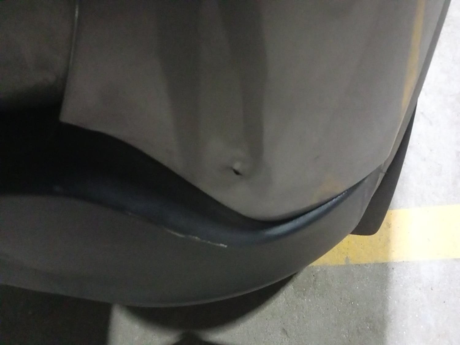 Used 2018 Renault Kwid 1.0 RXT AMT Petrol Automatic dents MINOR SCRATCH