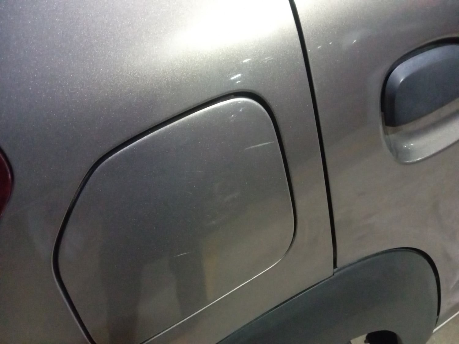 Used 2018 Renault Kwid 1.0 RXT AMT Petrol Automatic dents MINOR SCRATCH
