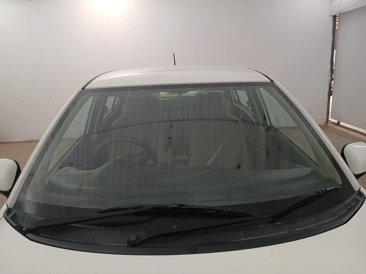 Used 2013 Honda Amaze 1.2 VX i-VTEC Petrol Manual exterior FRONT WINDSHIELD VIEW