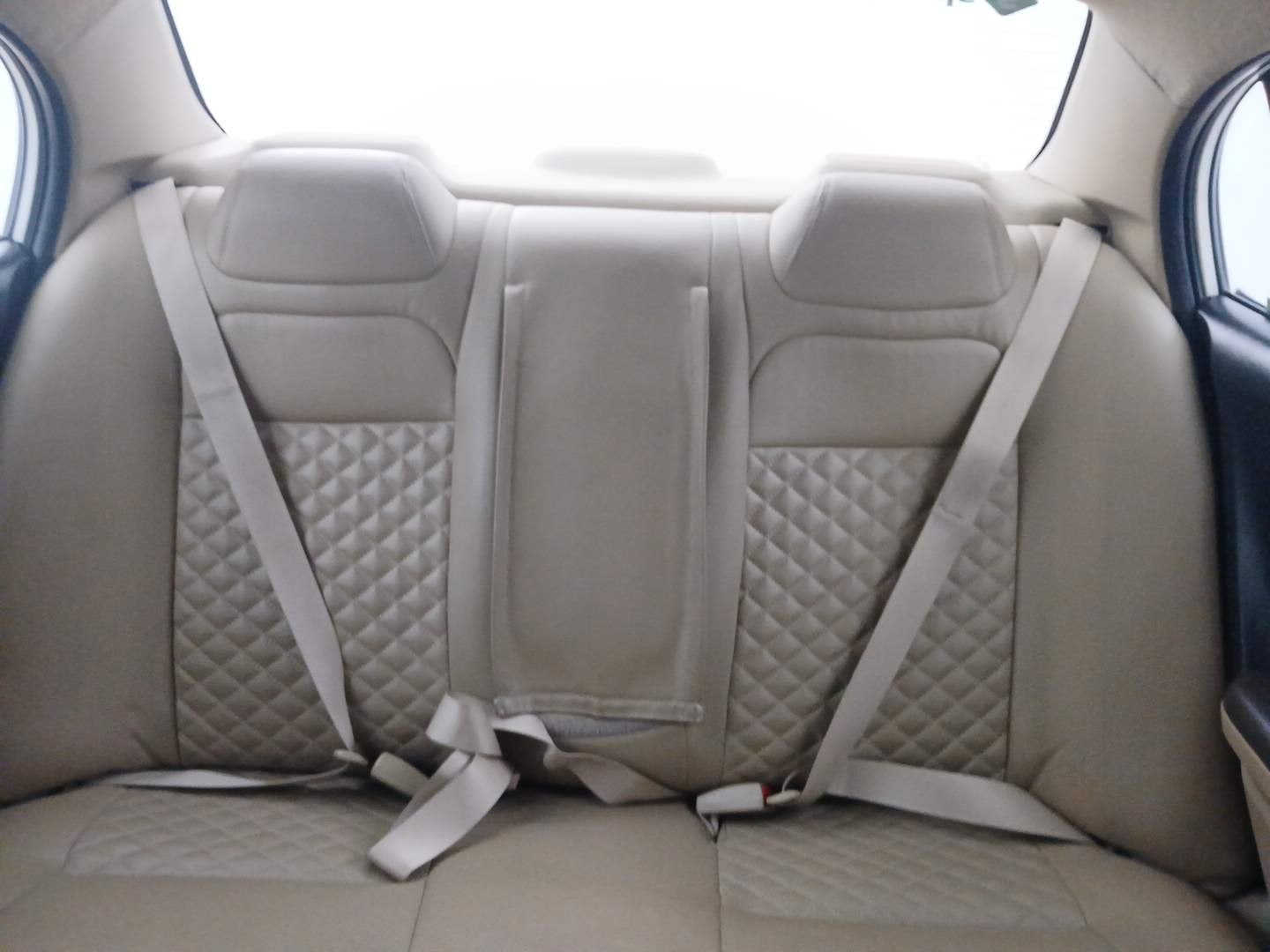 Used 2013 Honda Amaze 1.2 VX i-VTEC Petrol Manual interior REAR SEAT CONDITION VIEW