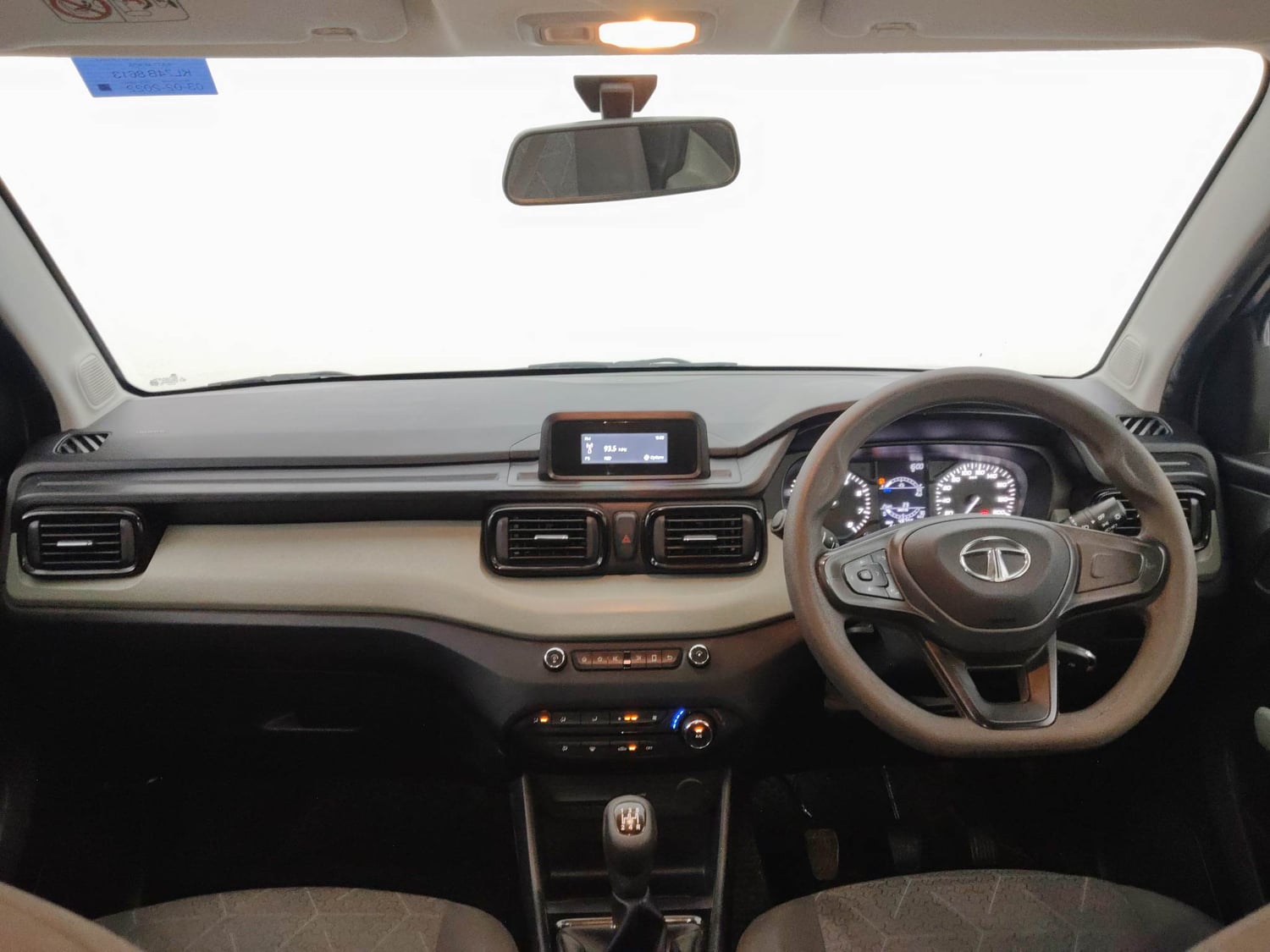 Used 2022 Tata Punch Adventure MT Petrol Manual interior DASHBOARD VIEW