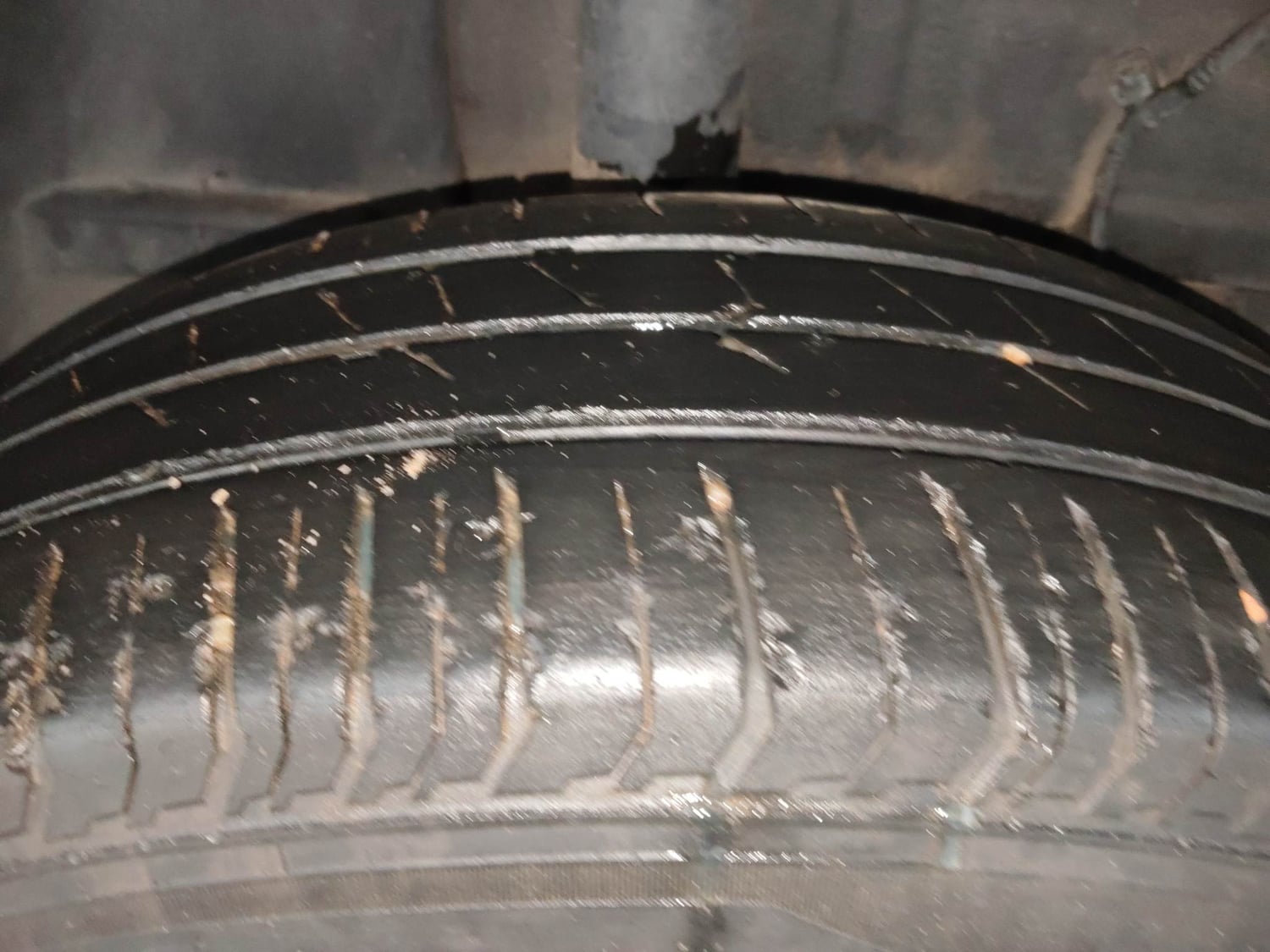 Used 2022 Tata Punch Adventure MT Petrol Manual tyres RIGHT REAR TYRE TREAD VIEW