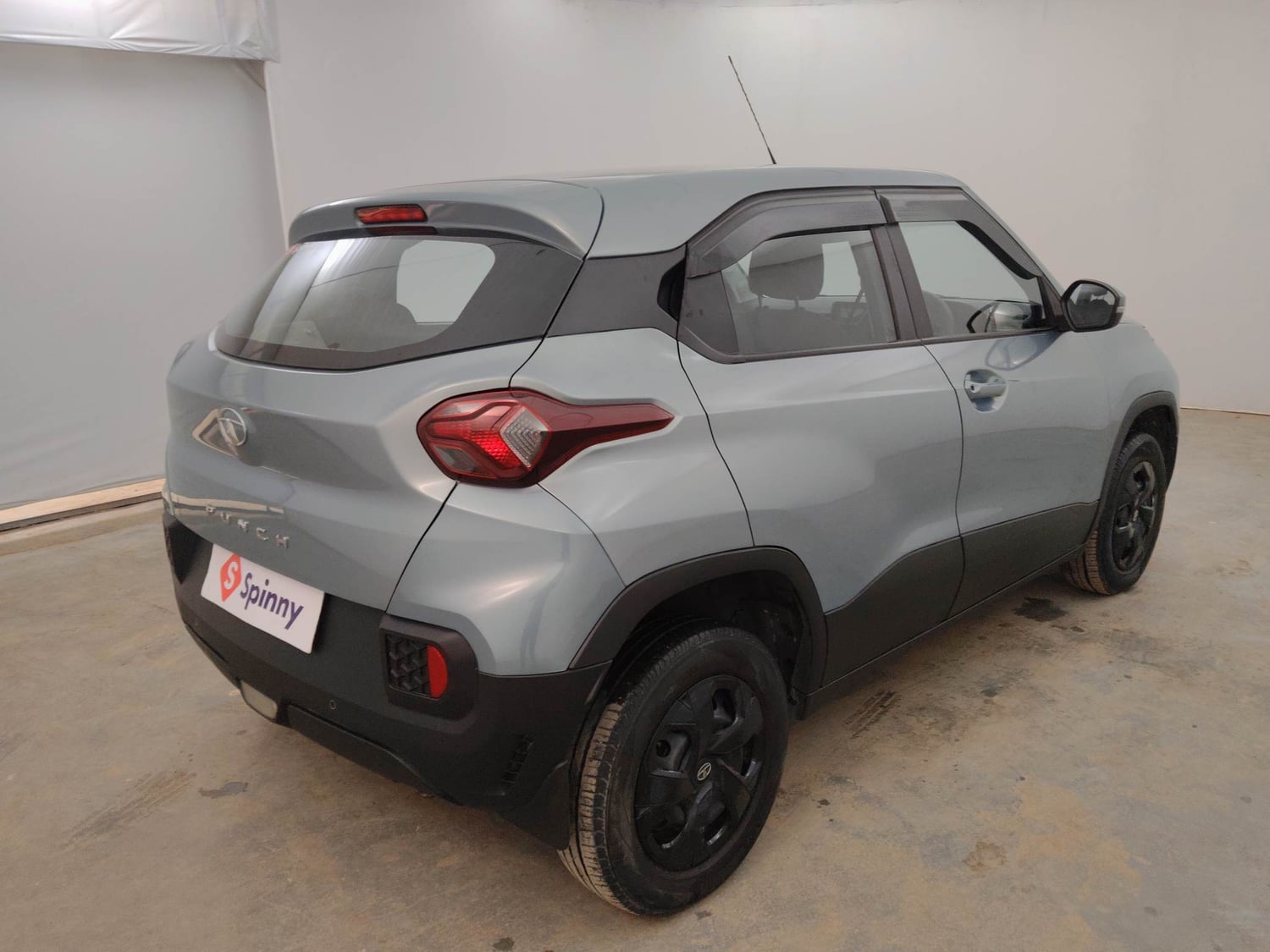Used 2022 Tata Punch Adventure MT Petrol Manual exterior RIGHT REAR CORNER VIEW