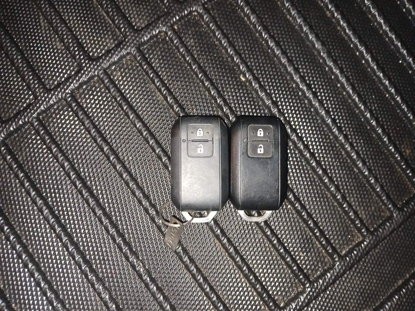 Used 2024 Maruti Suzuki Baleno Zeta AGS Petrol Automatic extra CAR KEY VIEW