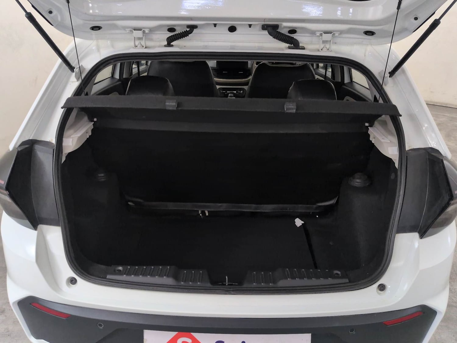 Used 2026 Tata Altroz Creative Petrol 5MT Petrol Manual interior DICKY INSIDE VIEW