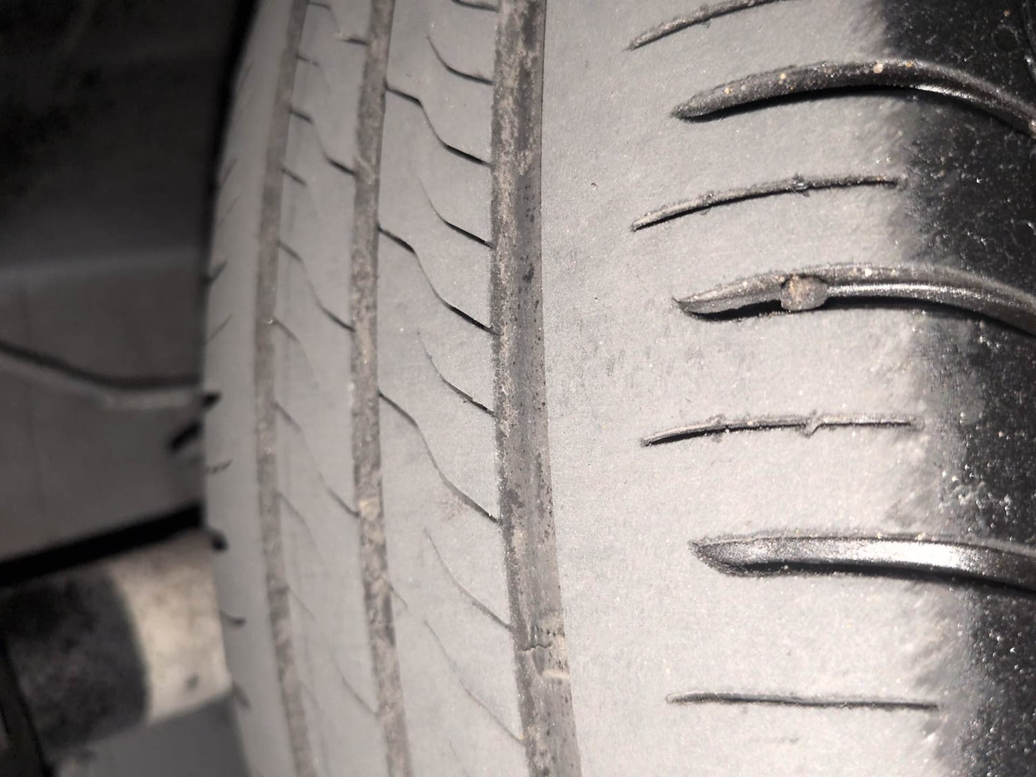Used 2026 Tata Altroz Creative Petrol 5MT Petrol Manual tyres LEFT FRONT TYRE TREAD VIEW