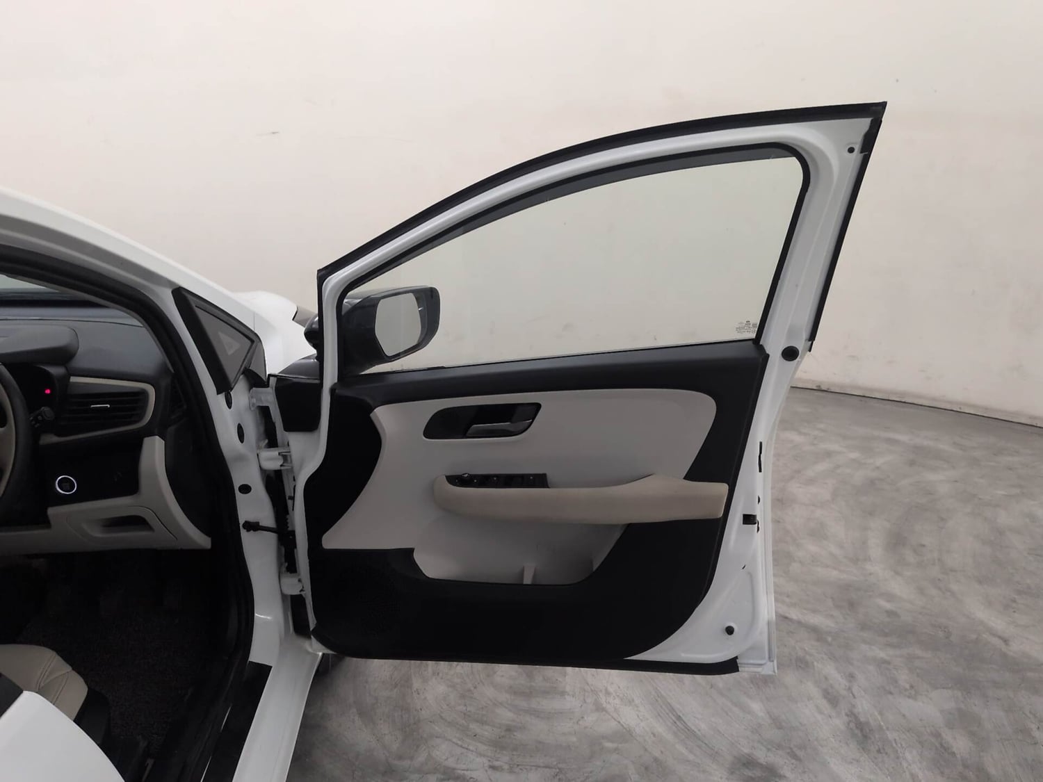 Used 2026 Tata Altroz Creative Petrol 5MT Petrol Manual interior RIGHT FRONT DOOR OPEN VIEW