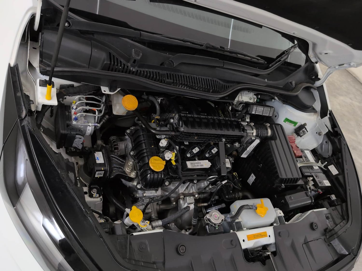 Used 2026 Tata Altroz Creative Petrol 5MT Petrol Manual engine ENGINE RIGHT SIDE VIEW