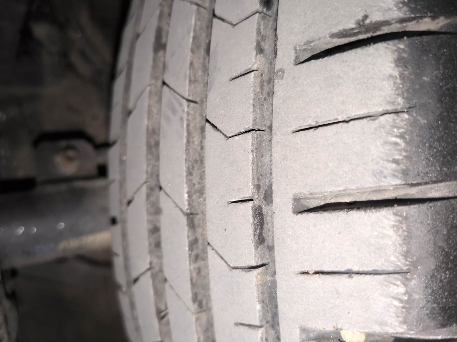 Used 2024 Maruti Suzuki Baleno Delta MT Petrol Manual tyres RIGHT FRONT TYRE TREAD VIEW
