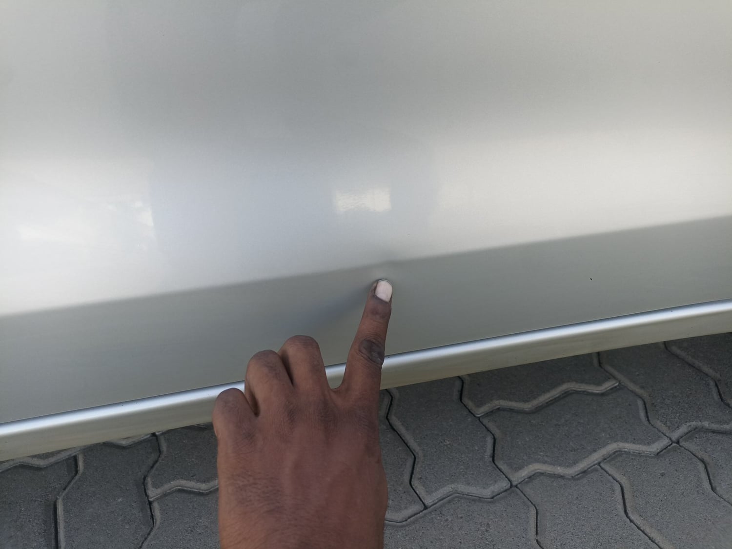 Used 2023 Maruti Suzuki Swift VXi Petrol Manual dents MINOR DENT