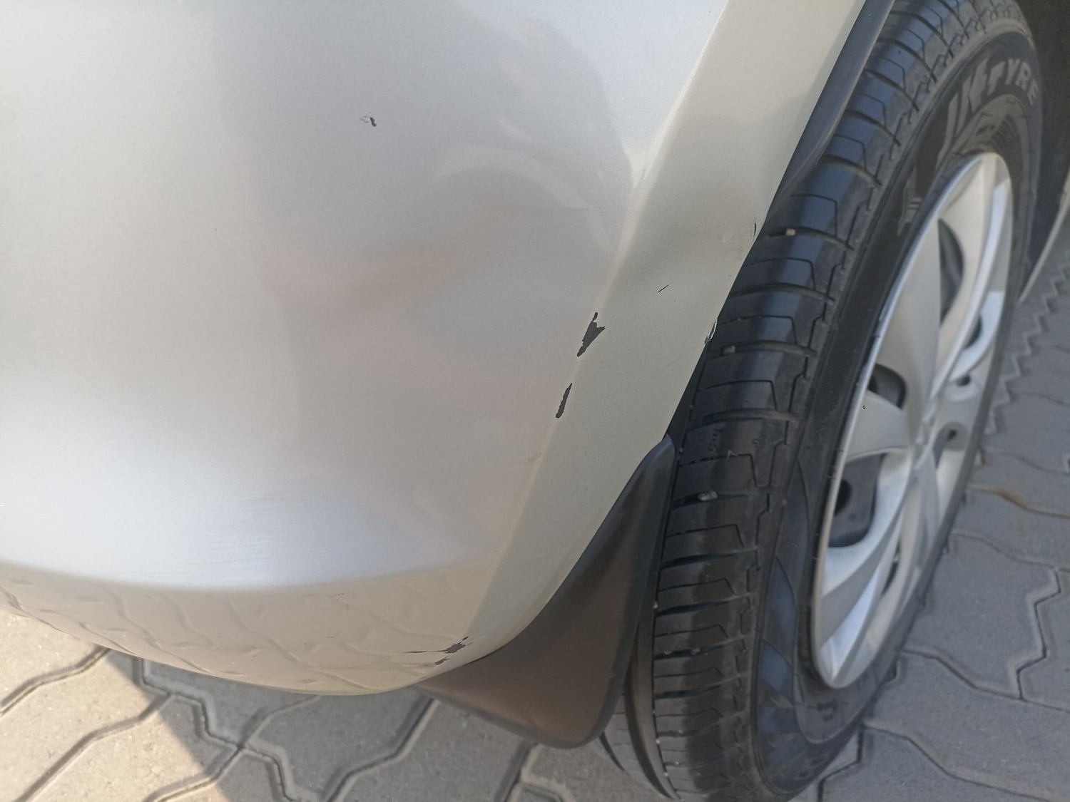 Used 2023 Maruti Suzuki Swift VXi Petrol Manual dents MINOR SCRATCH