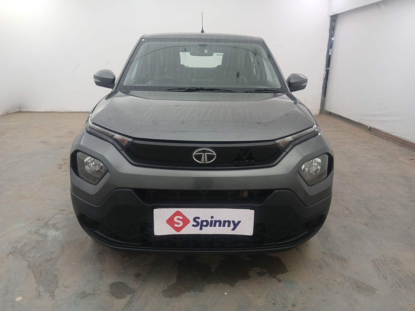 Used 2022 Tata Punch Adventure Rhythm Pack AMT Petrol Automatic exterior FRONT VIEW