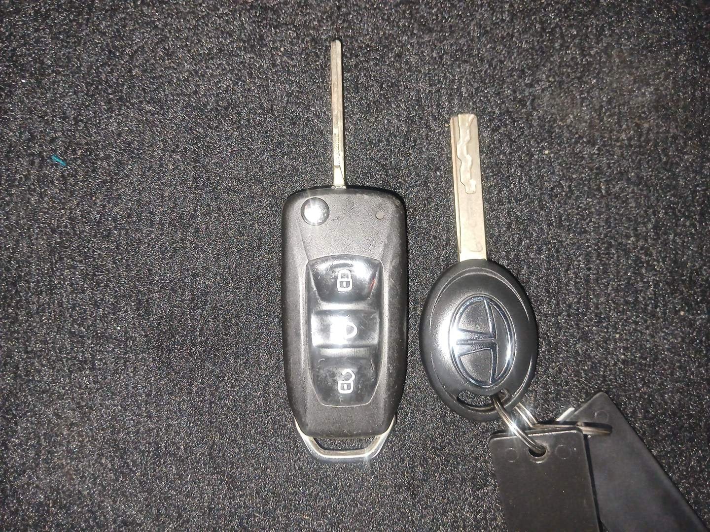 Used 2022 Tata Punch Adventure Rhythm Pack AMT Petrol Automatic extra CAR KEY VIEW
