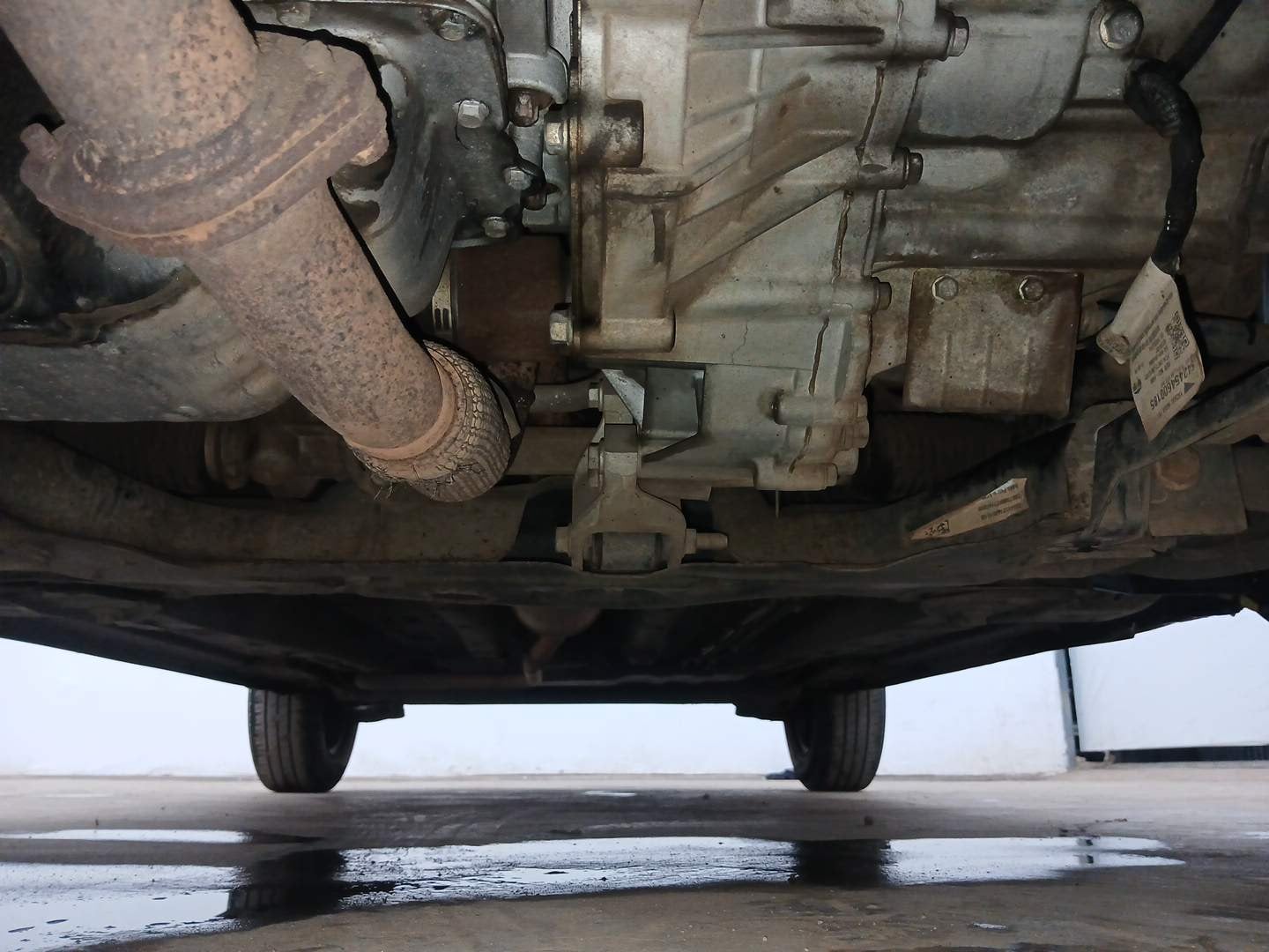 Used 2022 Tata Punch Adventure Rhythm Pack AMT Petrol Automatic extra FRONT LEFT UNDERBODY VIEW