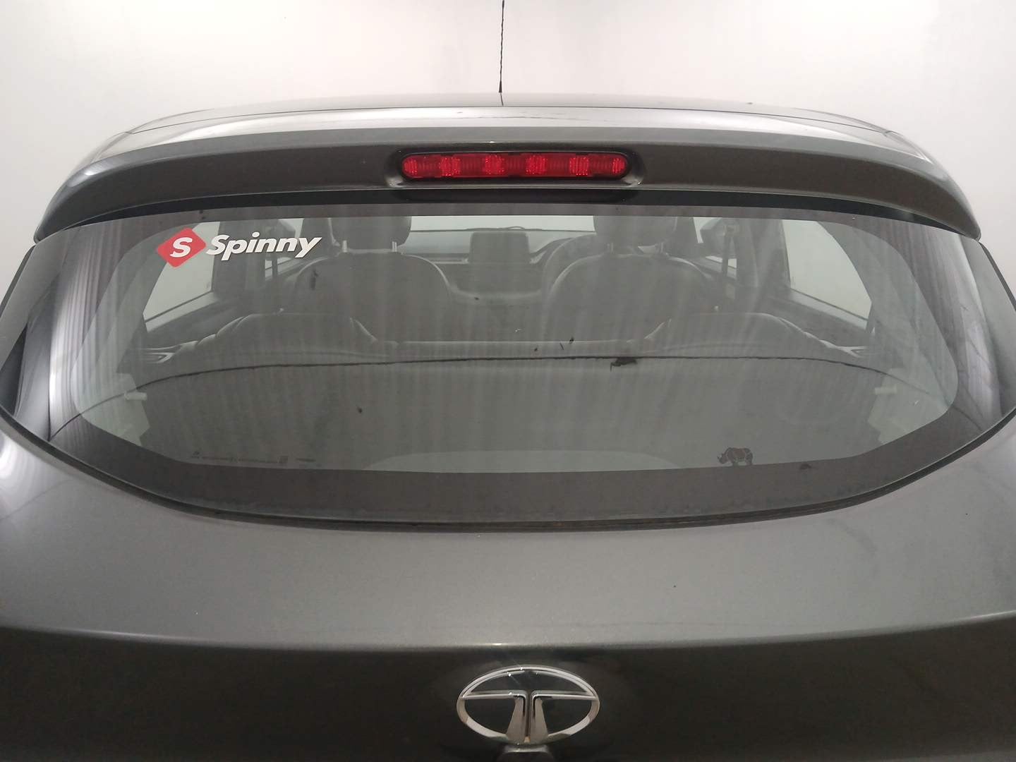 Used 2022 Tata Punch Adventure Rhythm Pack AMT Petrol Automatic exterior BACK WINDSHIELD VIEW
