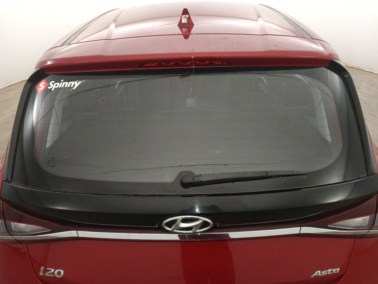 Used 2022 Hyundai i20 Asta (O) 1.2 IVT Petrol Automatic exterior BACK WINDSHIELD VIEW