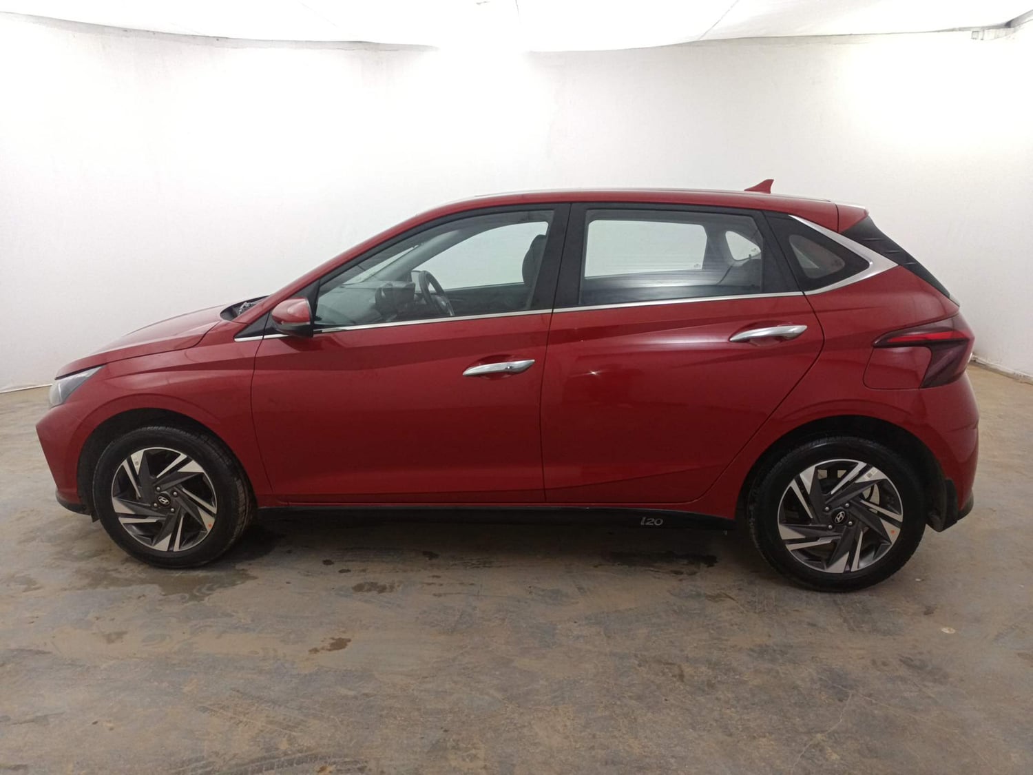 Used 2022 Hyundai i20 Asta (O) 1.2 IVT Petrol Automatic exterior LEFT SIDE VIEW