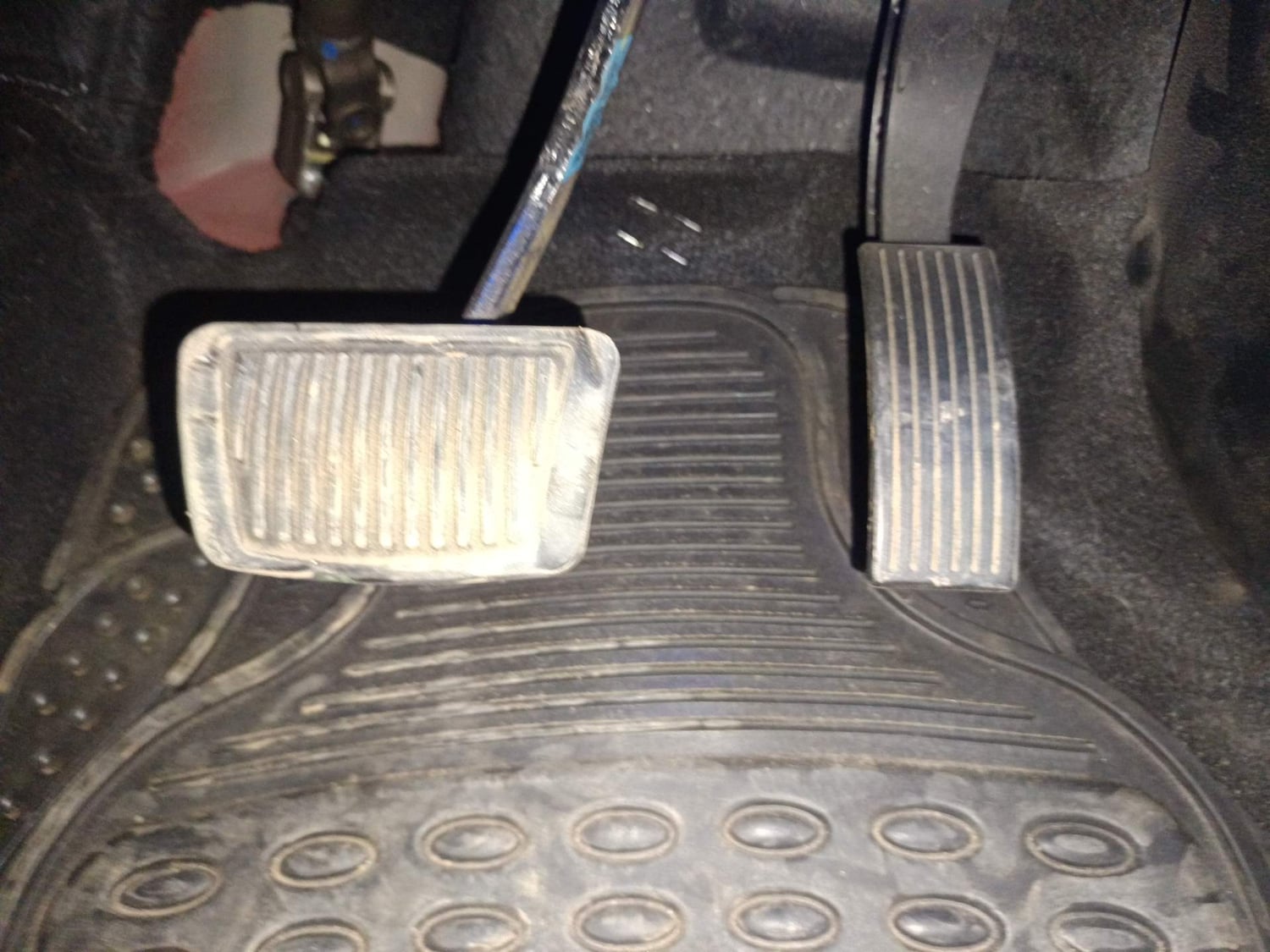 Used 2022 Hyundai i20 Asta (O) 1.2 IVT Petrol Automatic interior PEDALS VIEW