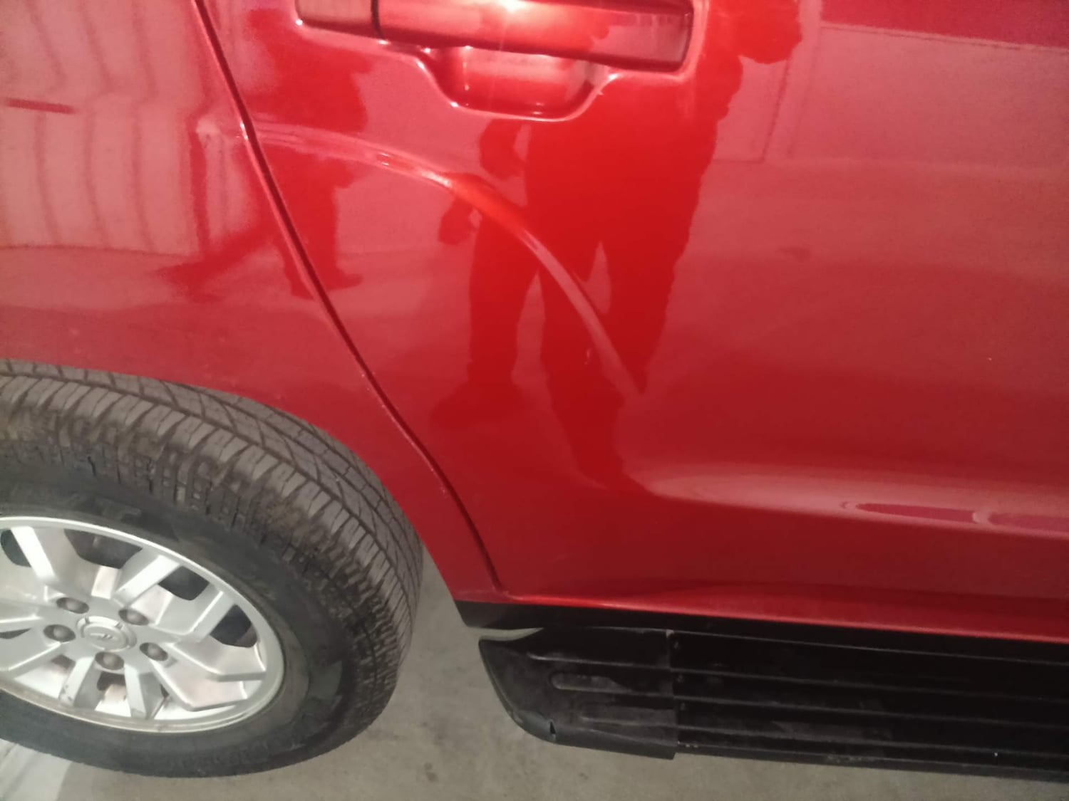 Used 2017 Mahindra TUV300 T8 mHAWK100 Dual Tone Diesel Manual dents MINOR SCRATCH