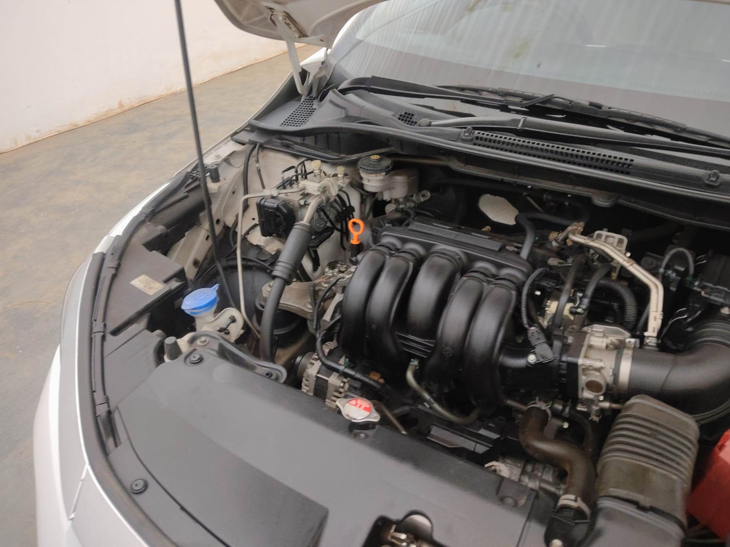 Used 2023 Honda City VX Petrol CVT Petrol Automatic engine ENGINE RIGHT SIDE VIEW