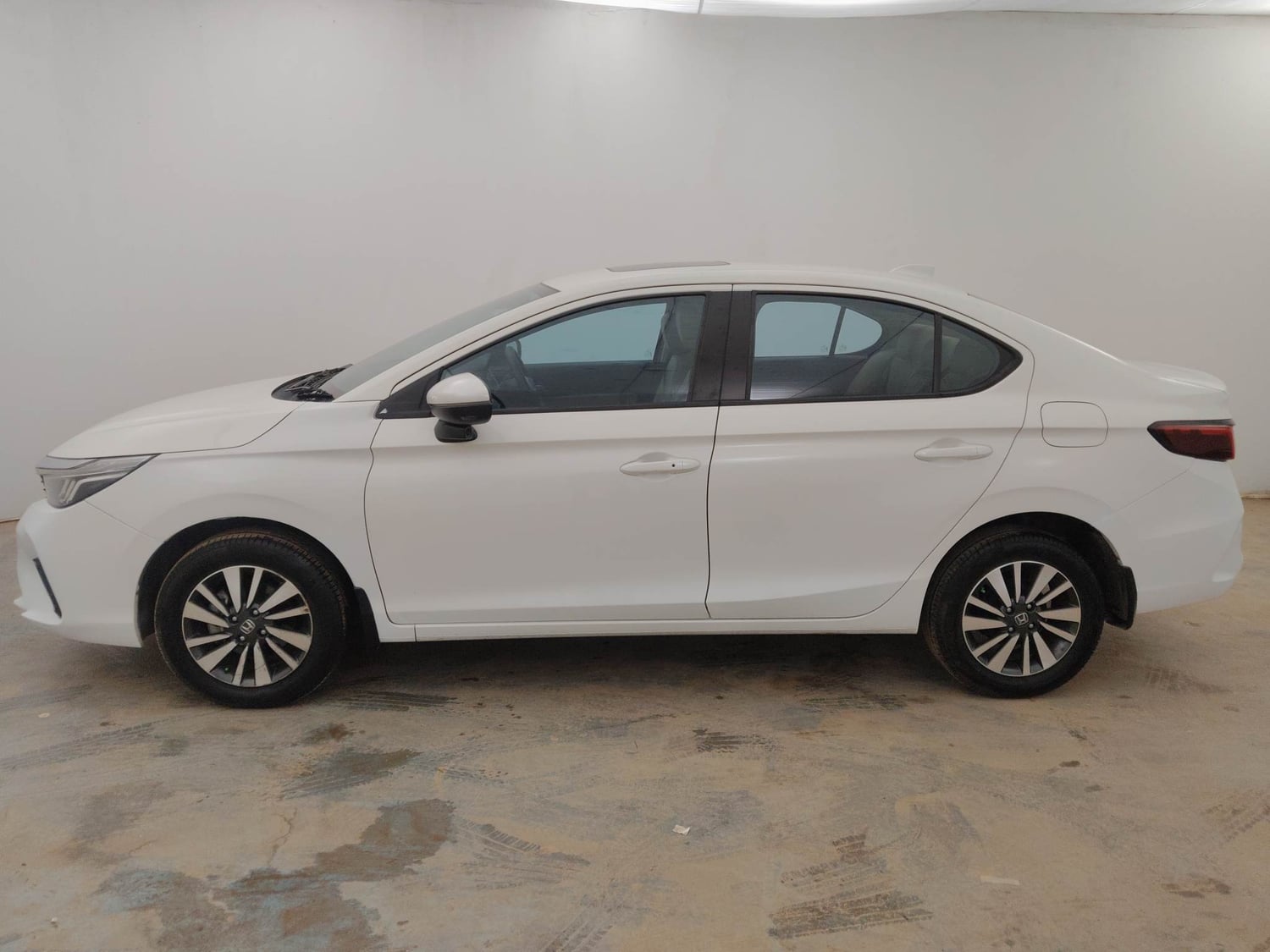 Used 2023 Honda City VX Petrol CVT Petrol Automatic exterior LEFT SIDE VIEW