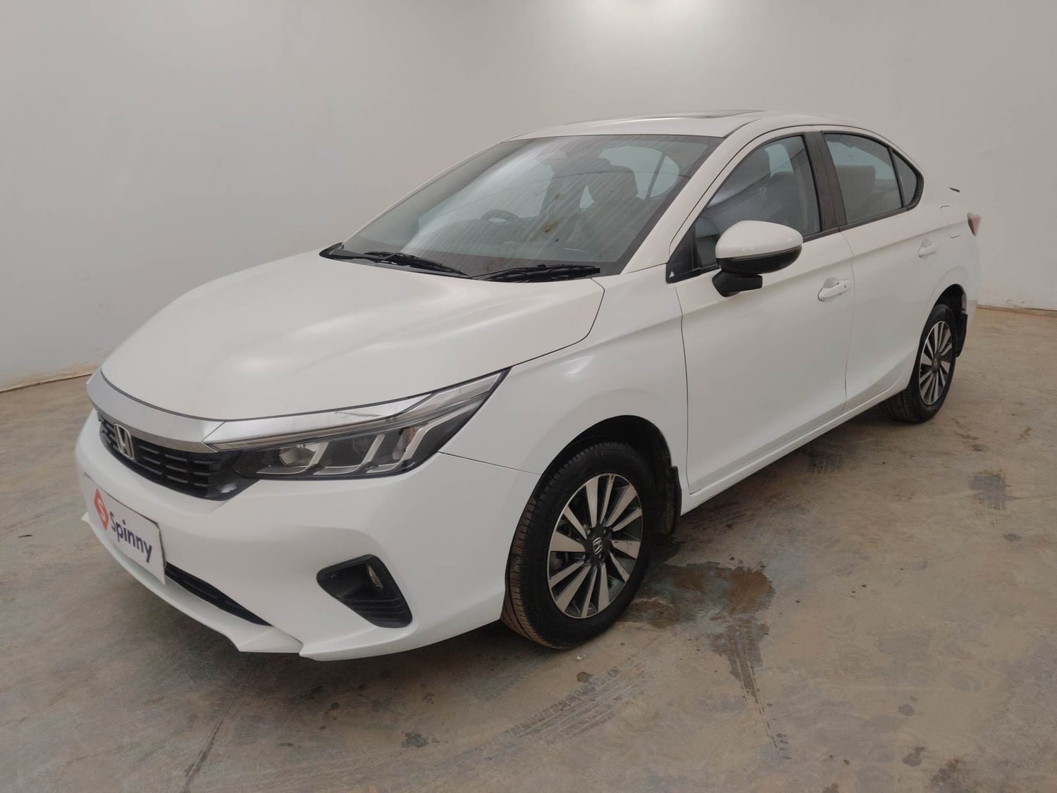 Used 2023 Honda City VX Petrol CVT Petrol Automatic exterior LEFT FRONT CORNER VIEW