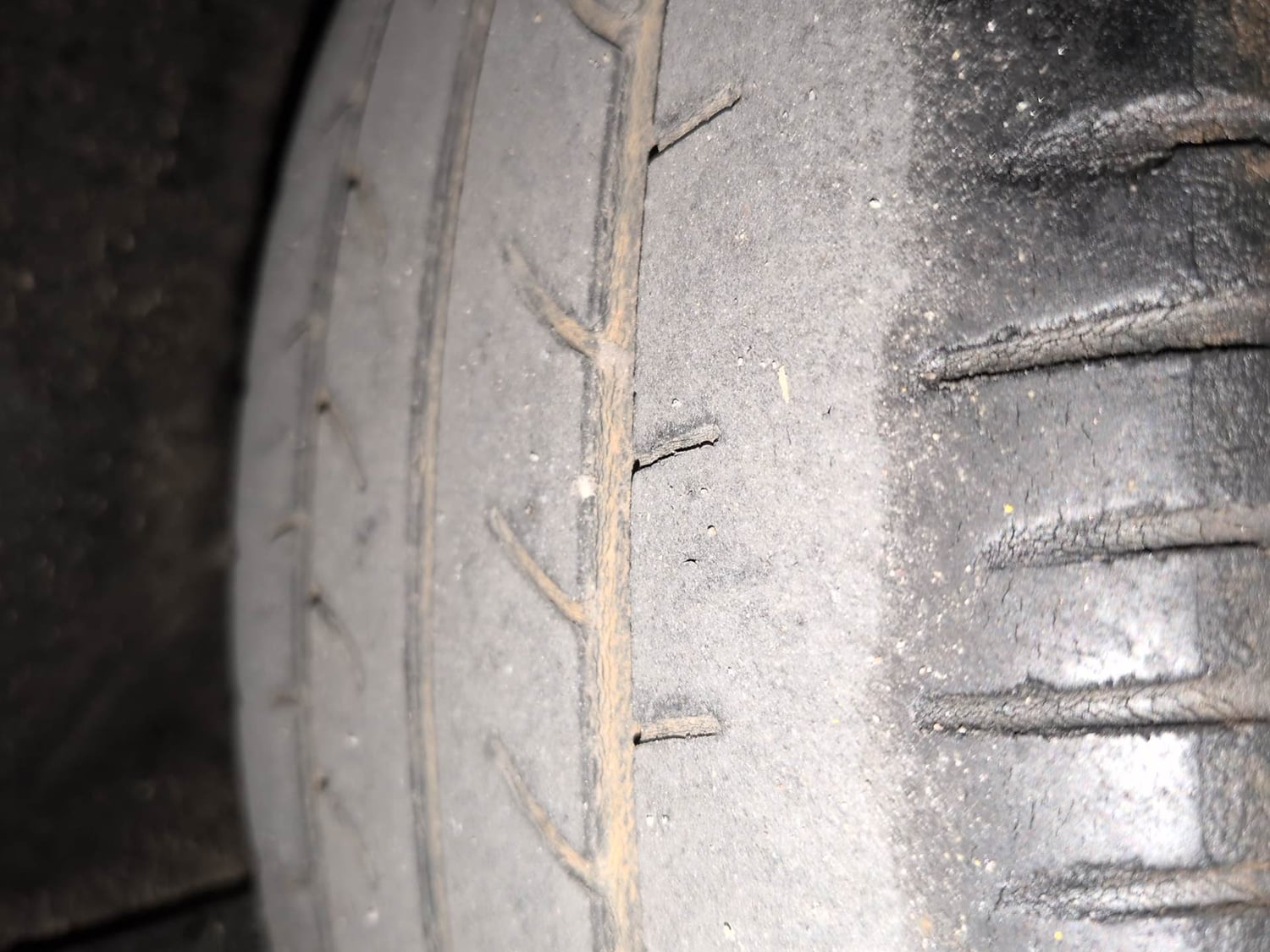 Used 2018 Honda City ZX CVT Petrol Petrol Automatic tyres RIGHT REAR TYRE TREAD VIEW