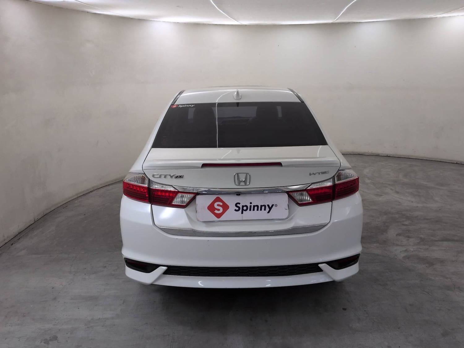 Used 2018 Honda City ZX CVT Petrol Petrol Automatic exterior BACK VIEW