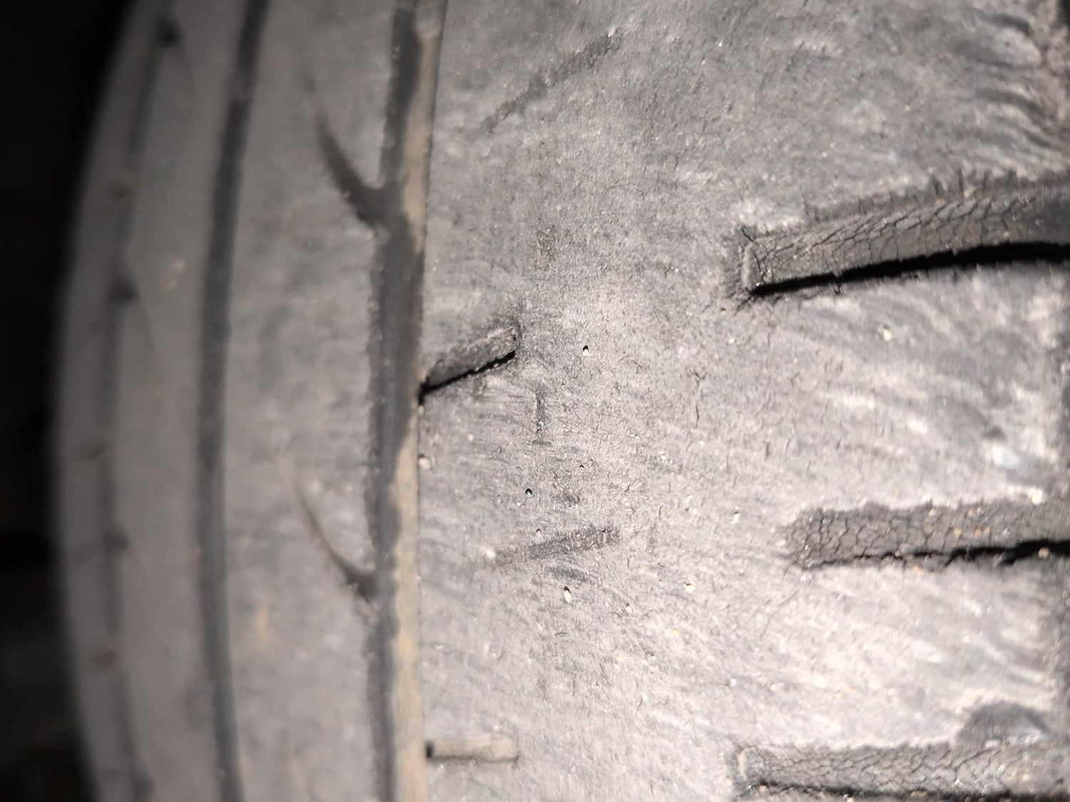 Used 2018 Honda City ZX CVT Petrol Petrol Automatic tyres RIGHT FRONT TYRE TREAD VIEW