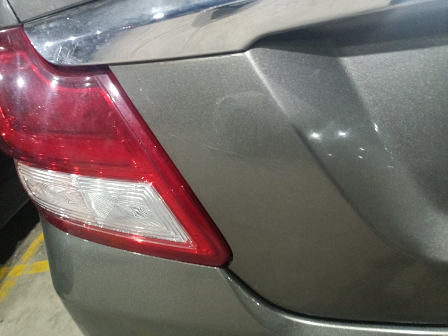 Used 2018 Maruti Suzuki Dzire ZXi Plus AMT Petrol Automatic dents MINOR SCRATCH
