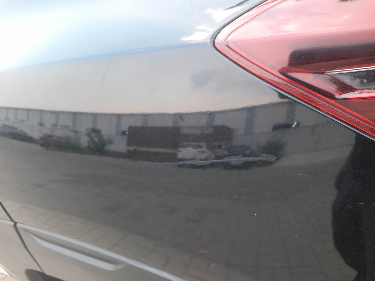 Used 2023 Nissan Magnite XV Premium Turbo Petrol Manual dents MINOR SCRATCH