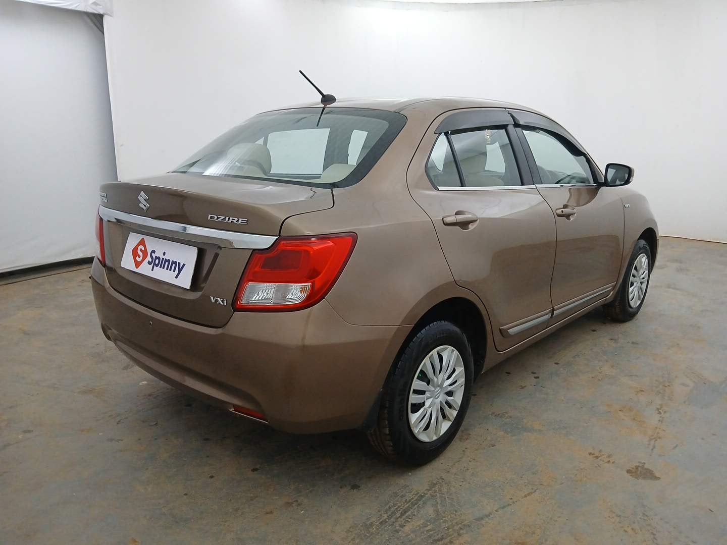 Used 2017 Maruti Suzuki Dzire VXi Petrol Manual exterior RIGHT REAR CORNER VIEW
