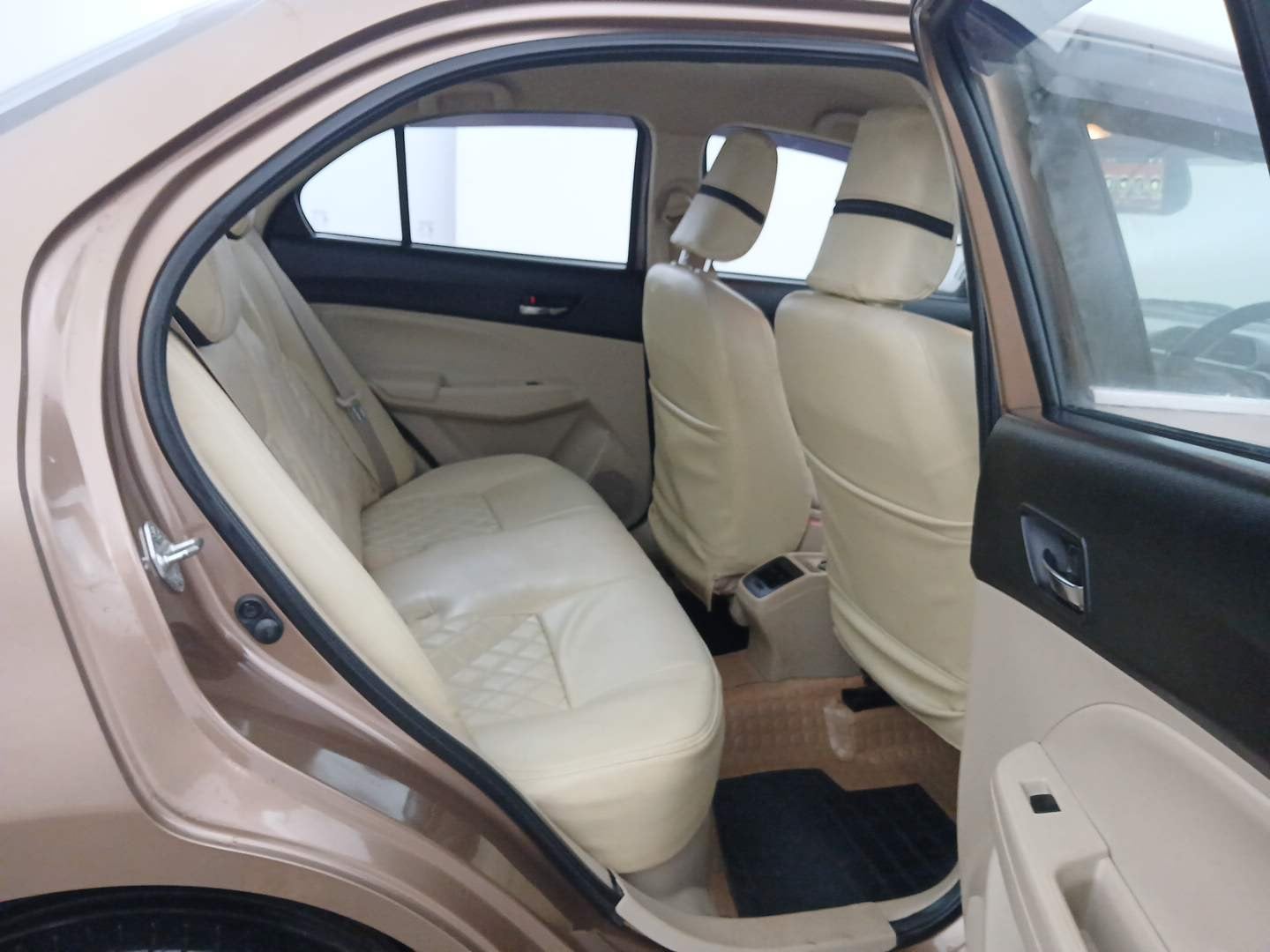 Used 2017 Maruti Suzuki Dzire VXi Petrol Manual interior RIGHT SIDE REAR DOOR CABIN VIEW