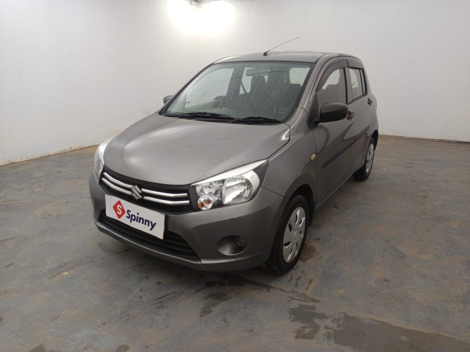 Used 2014 Maruti Suzuki Celerio VXi AMT Petrol Automatic exterior LEFT FRONT CORNER VIEW