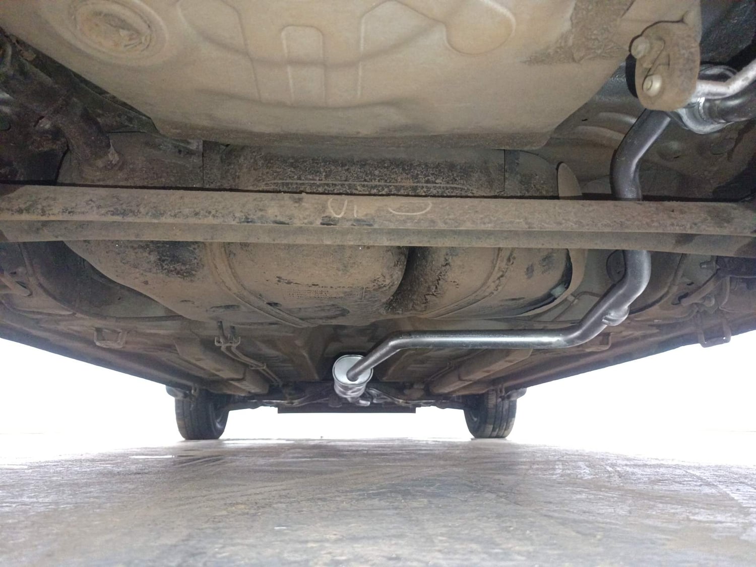 Used 2014 Maruti Suzuki Celerio VXi AMT Petrol Automatic extra REAR UNDERBODY VIEW (TAKEN FROM REAR)