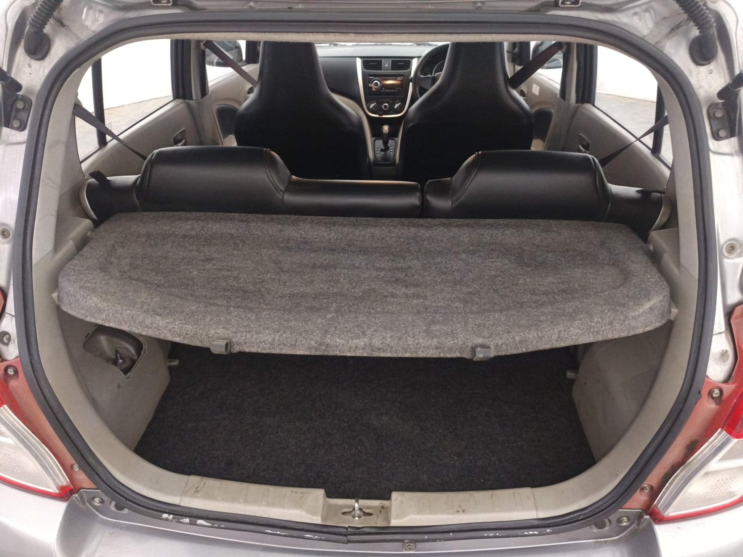 Used 2014 Maruti Suzuki Celerio VXi AMT Petrol Automatic interior DICKY INSIDE VIEW
